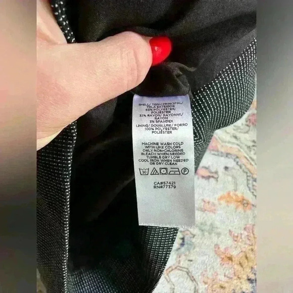 NWT Ann Taylor Skirt Womens 10 Black Knee Length Career Lined Slit A Line $89 - Picture 3 of 5